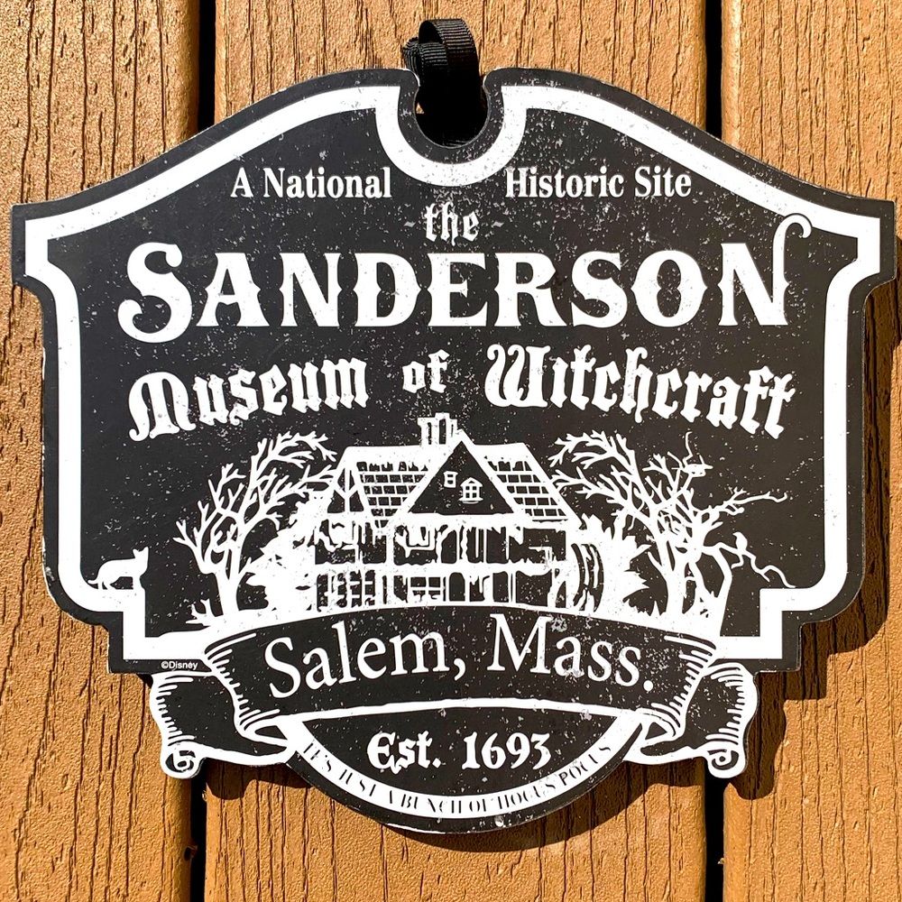 DISNEY NATIONAL HISTORICAL SITE THE SANDERSON MUSEUM OF WITCHCRAFT TABLETOP SIGN
